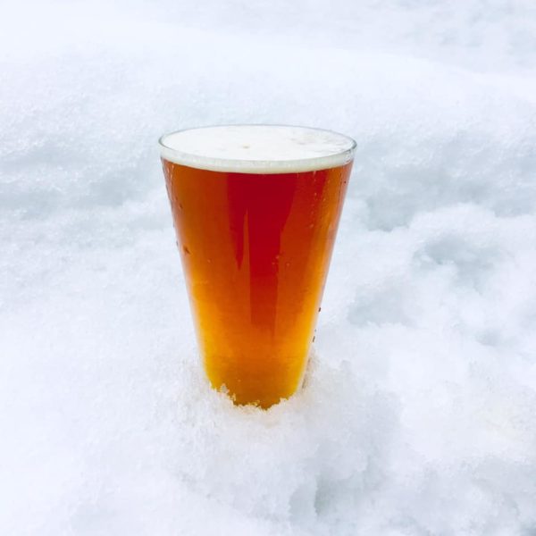 胎内高原ビールと雪